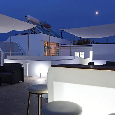 Hostal Boutique El Patio Lepe-3